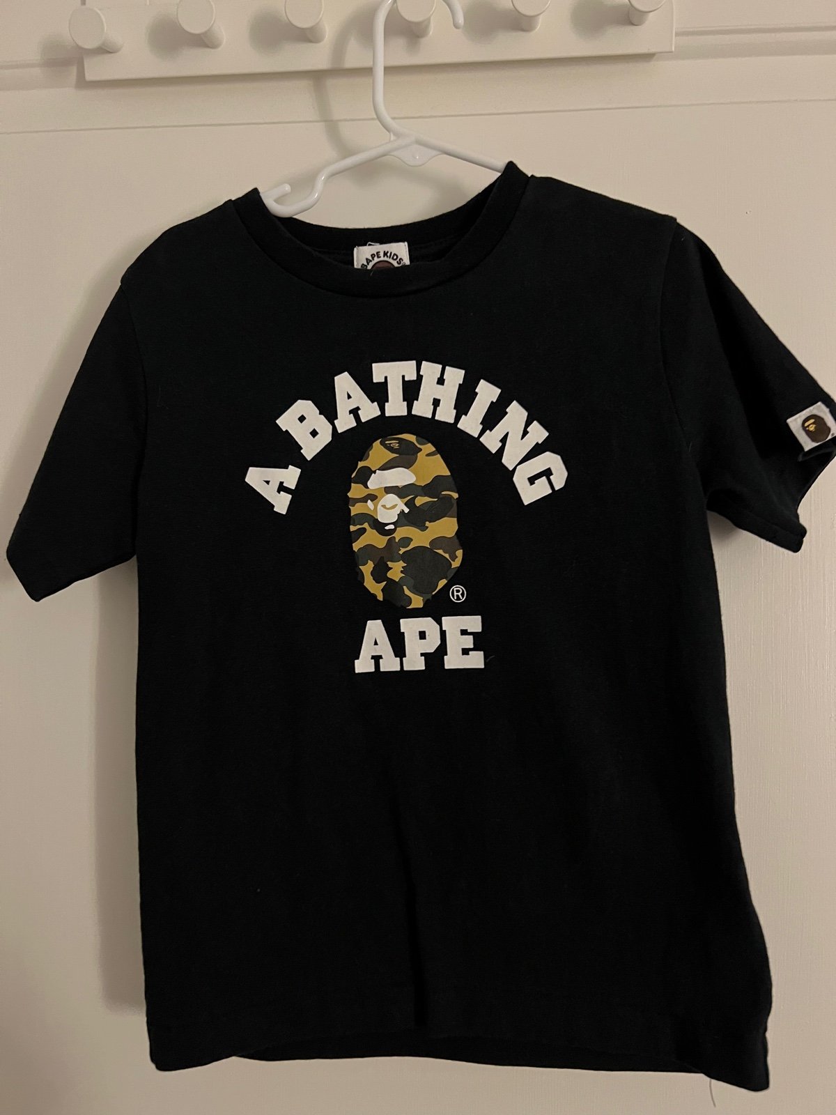 BAPE KIDS® JAPAN OFFICIAL | TRIPLE COLLEGE TEE 2025年7月12日
