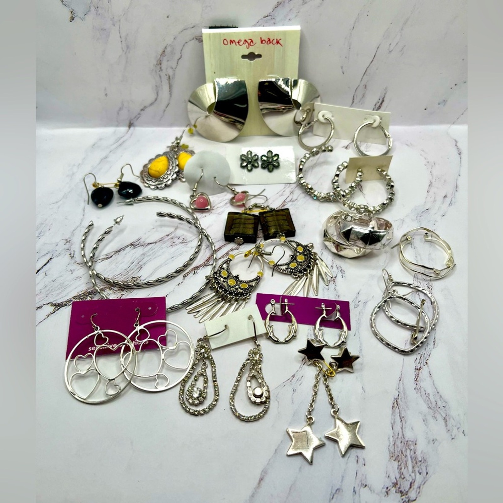 Earring lot of 15 pairs: hearts, stars, rhinestone, hoops, glass