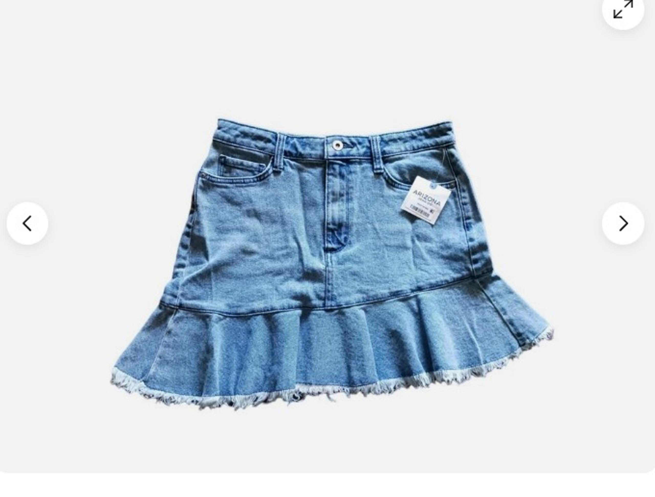 Arizona Jean Co Women Stretch Denim Mini Skirt Frayed Hem Blue Size 9- Waist 28"
