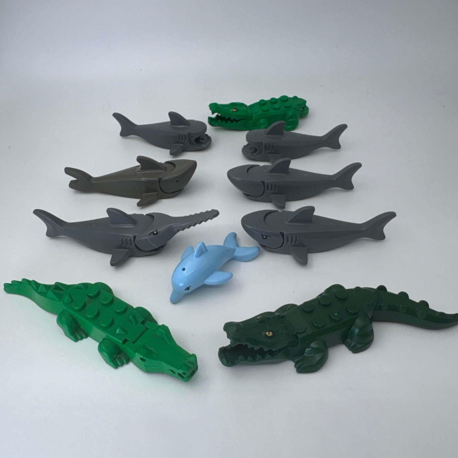 LEGO Animal LOT 10 Ocean Sea Minifigure Sharks Alligator Swordfish Dolphin