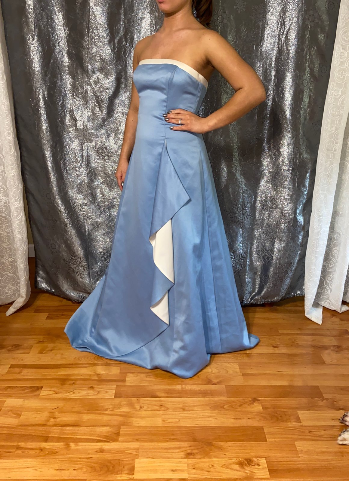 Beautiful blue prom dress