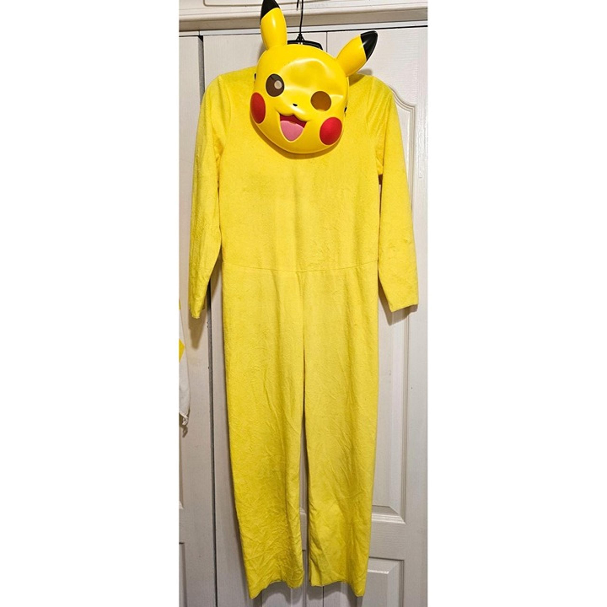 Pokémon Pikachu Classic Costume Attached Tail Mask Halloween Kid Boys 10-12 READ
