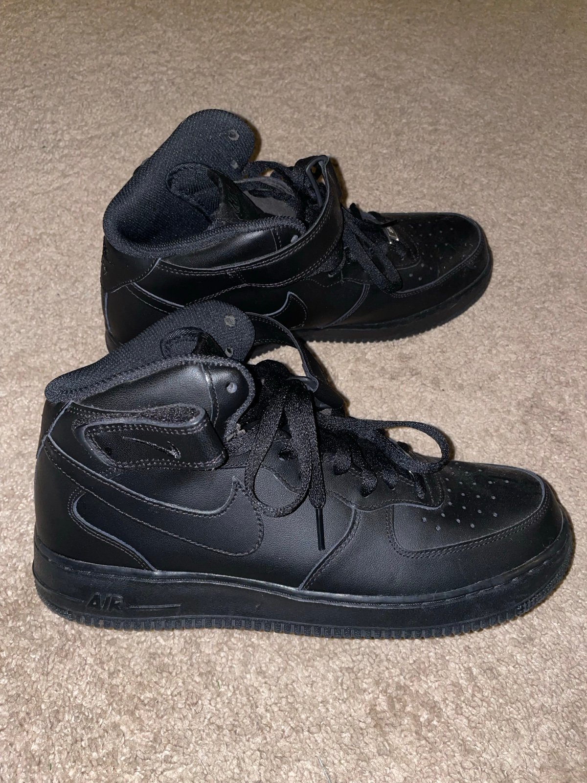 Nike Black Air Force One mid tops size 10.5 men