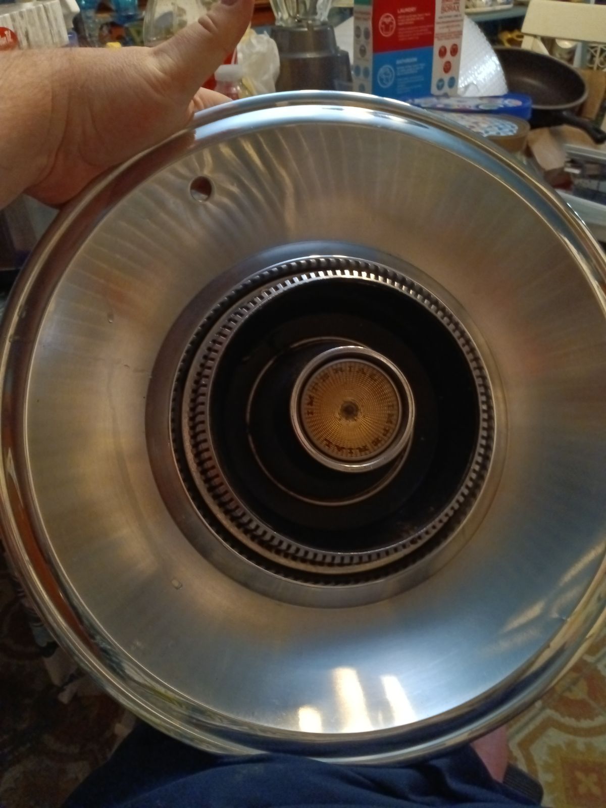 2-15 Chrysler imperial hubcaps