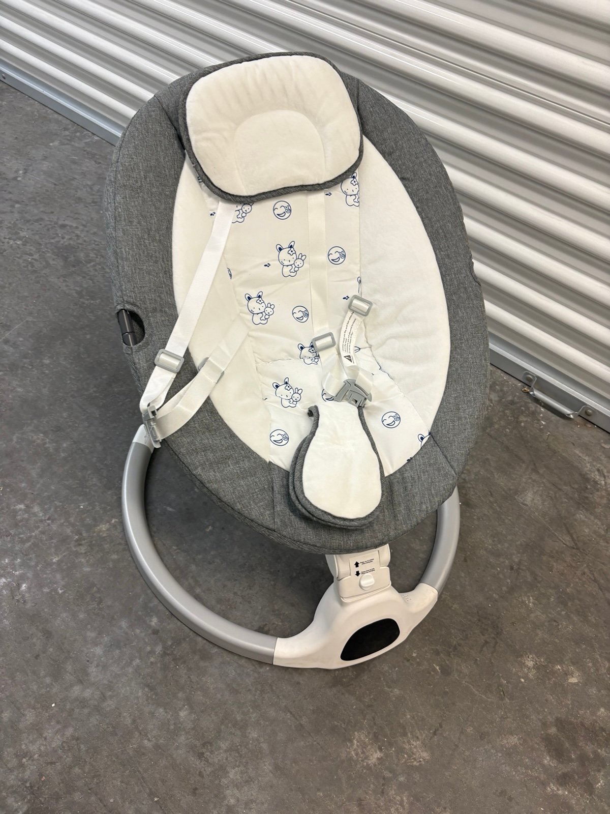 Baby swing Used B008-UP light use