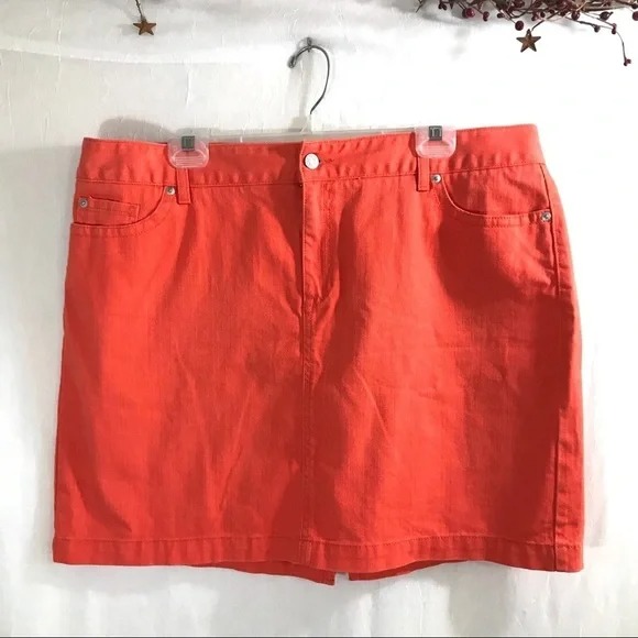 Mini Skirt