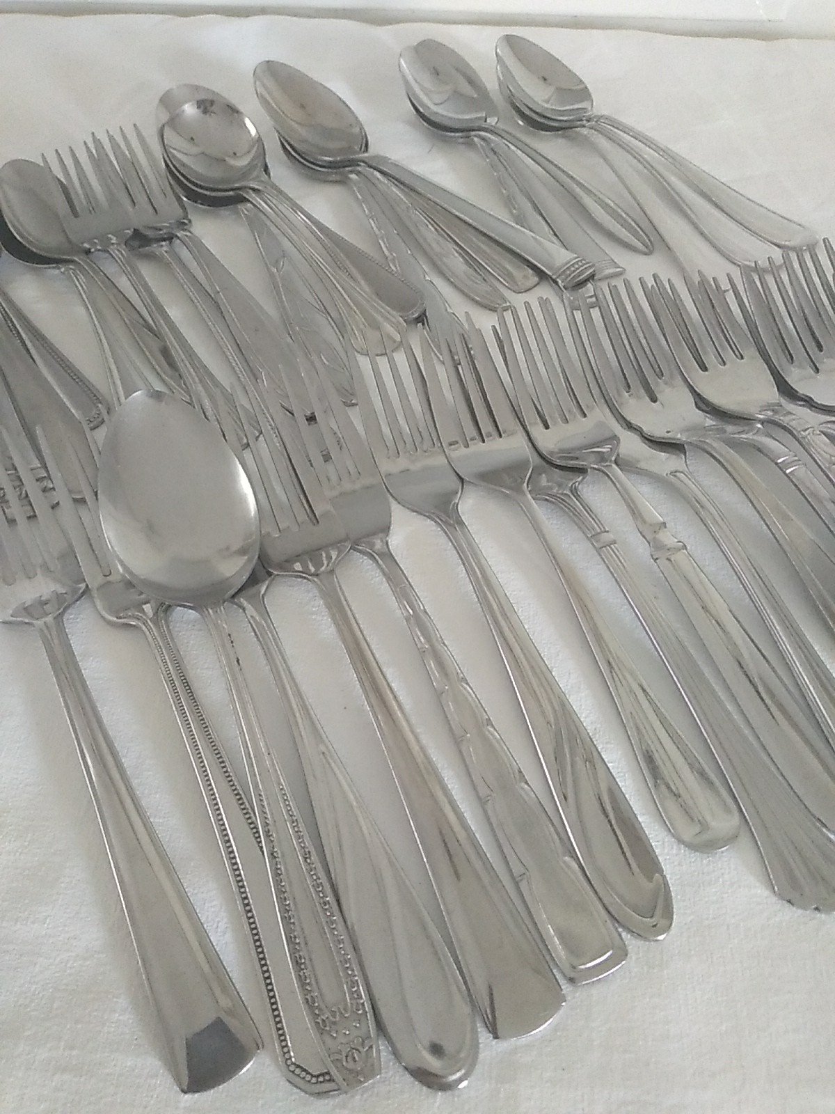 Stainless Steel Mixed Lot Flatware 60pc Dinner Forks Knives Teaspoons