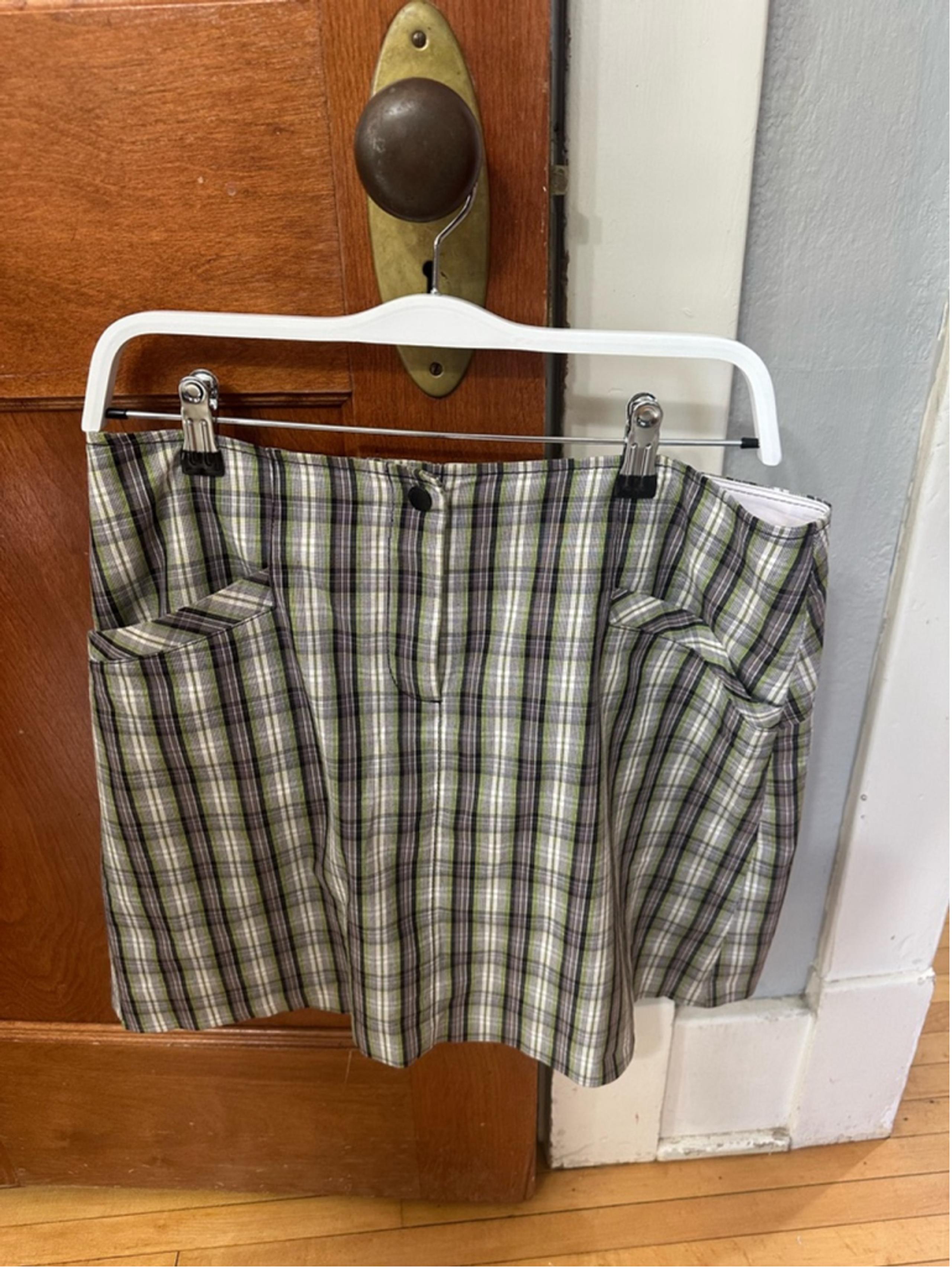 Cutter & Buck Women’s Plaid Performance Golf Skort Size 6