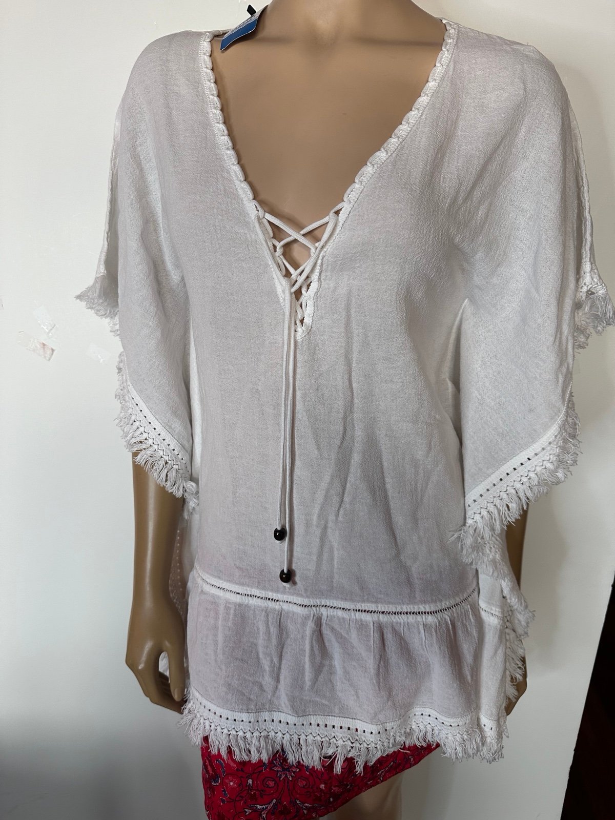 NWT Seaspice white Size medium Resort wear