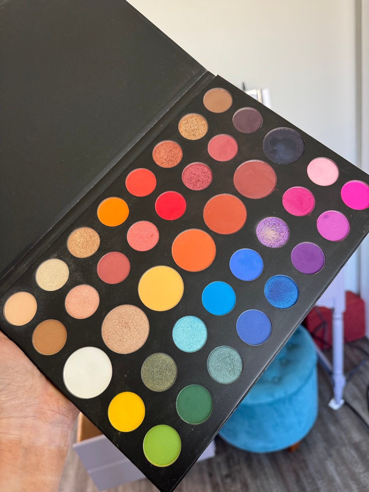 James Charles morphe Palette