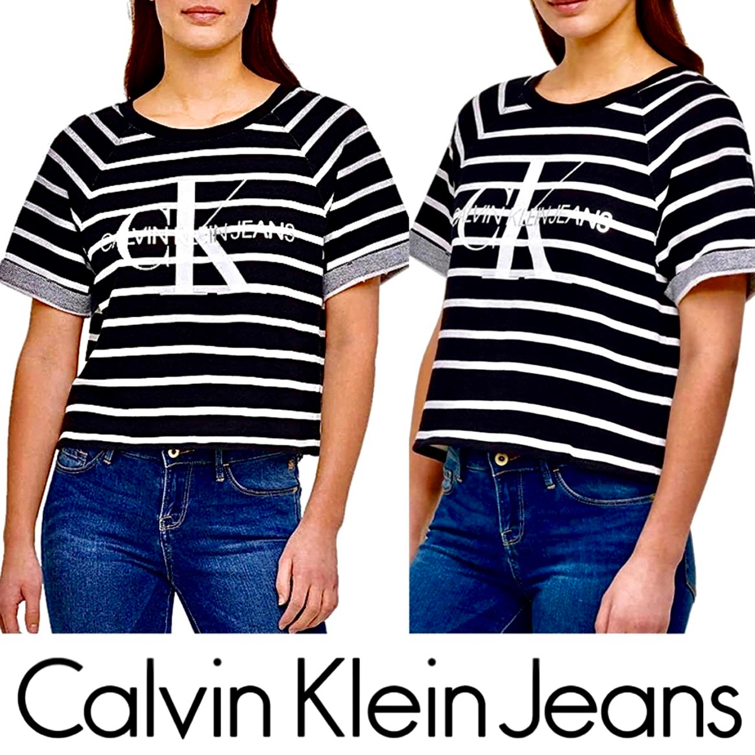 NWT Calvin Klein Logo Striped Short Sleeve Cropped Top Size Medium