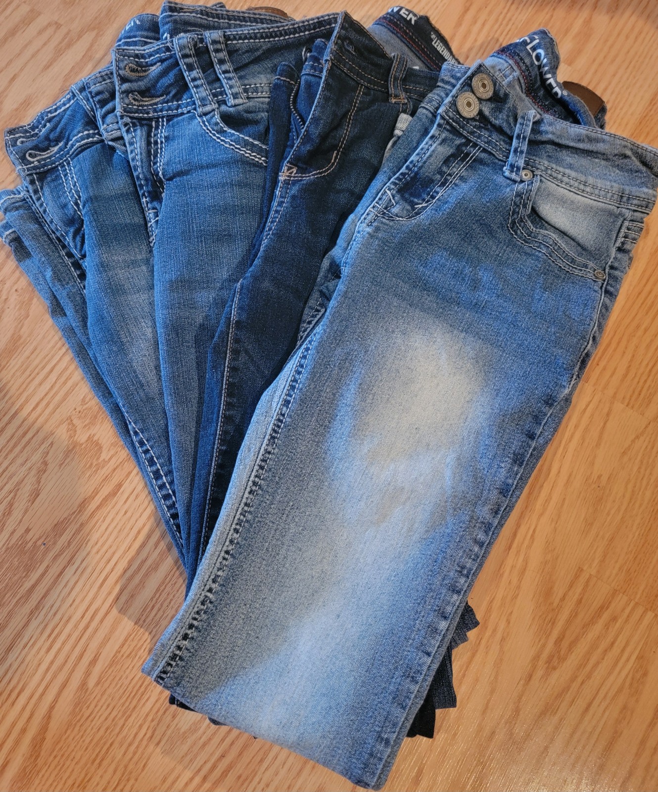 WallFlower Jeans
