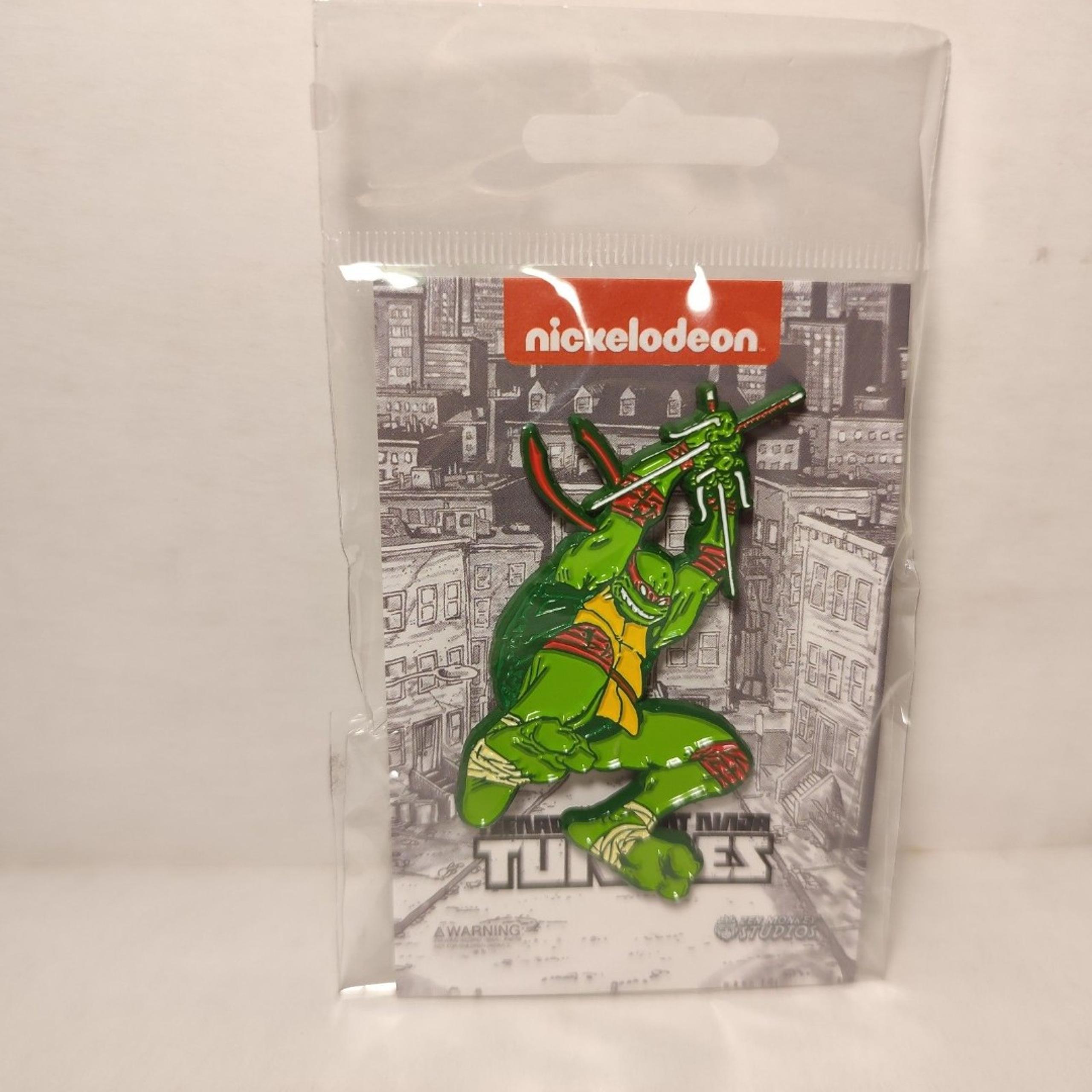 Teenage Mutant Ninja Turtles Raphael Attack Enamel Pin Official TMNT Badge