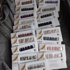 Colorstreet