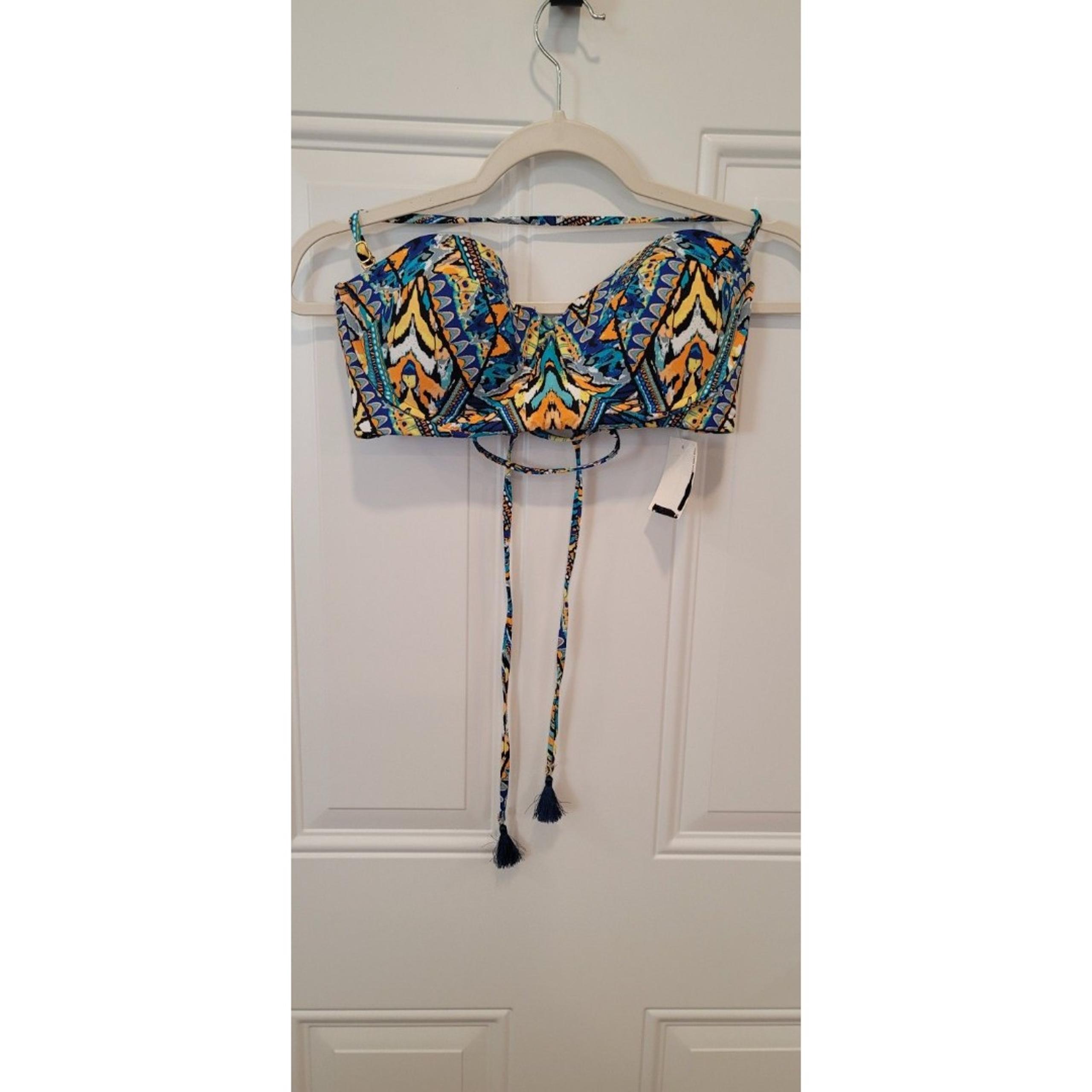 NWT Bar III Swimsuit Bikini Top On The Monarchy Padded Underwire Blue Size L