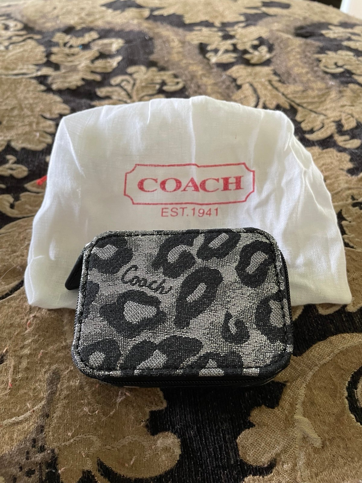 Coach