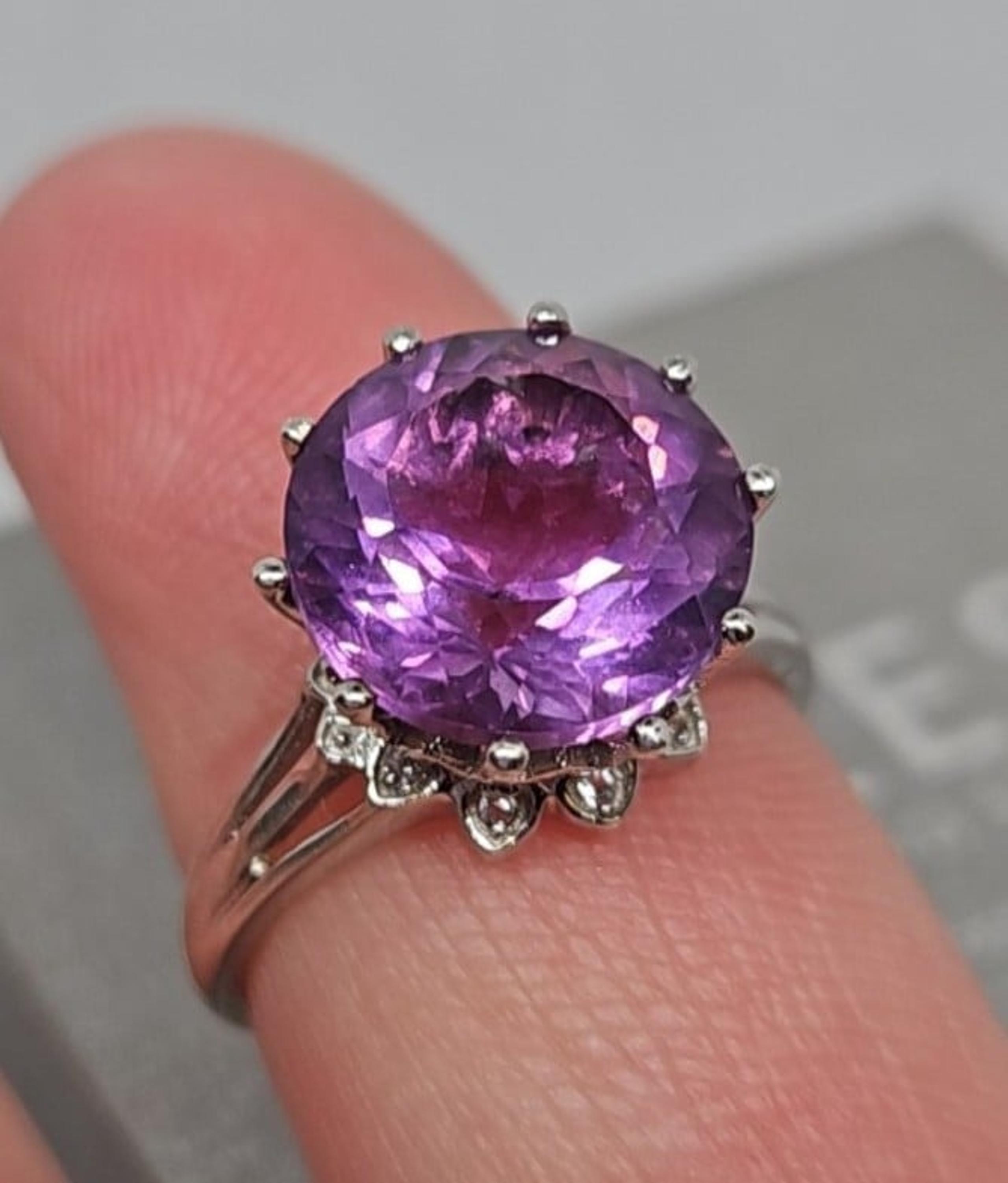 ZALES 925 12.00CTW. Fancy-cut Genuine Amethyst High Set Crown Accent Ring