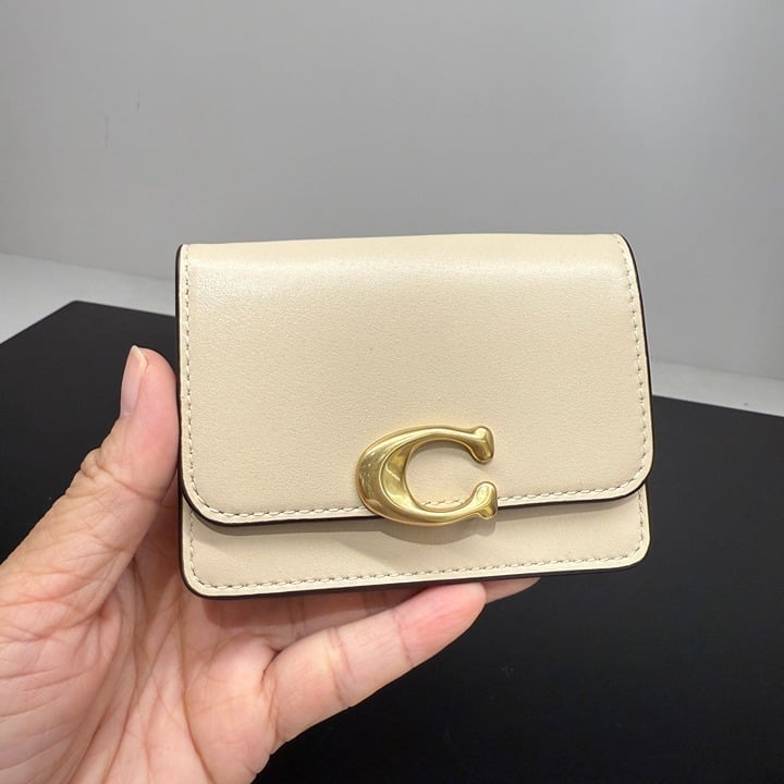 Last 1‼️Coach Bandit Card Case CH825 In Ivory