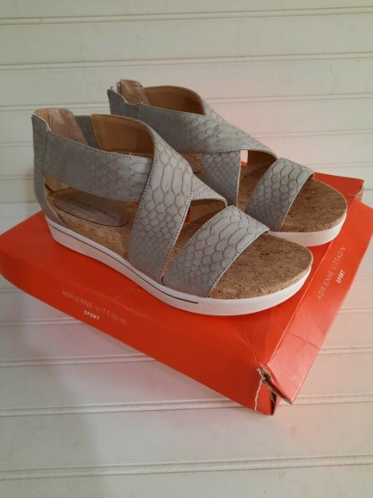 adrienne vittadini claud sandals