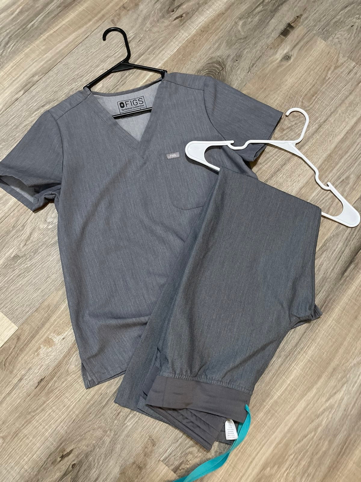 figs scrubs