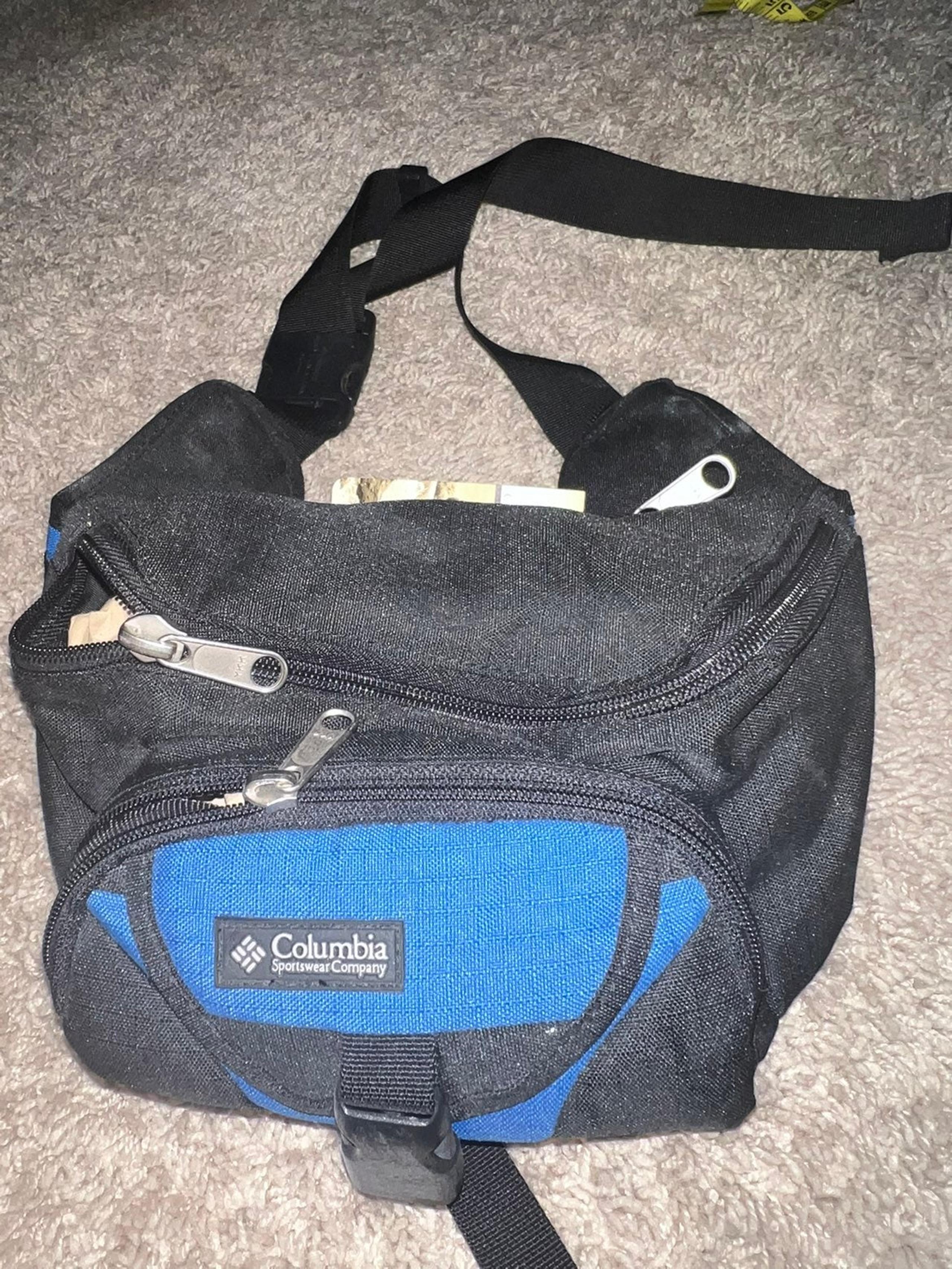 Columbia Fanny Pack Belt Bag Hiking Black Adjustable Belt Unisex
