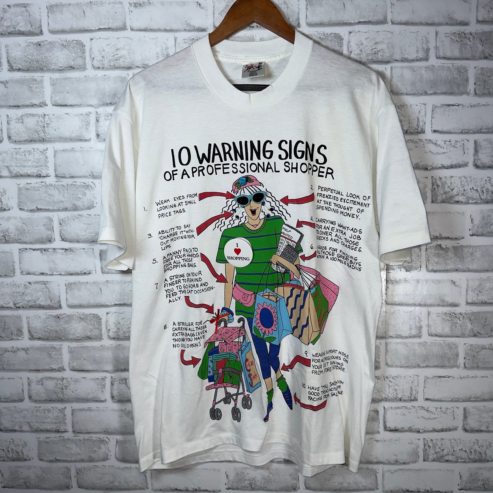 VTG EZL 10 Signs Of A Professional Shopper Graphic Tee OSFA USA SINGLE STITCH
