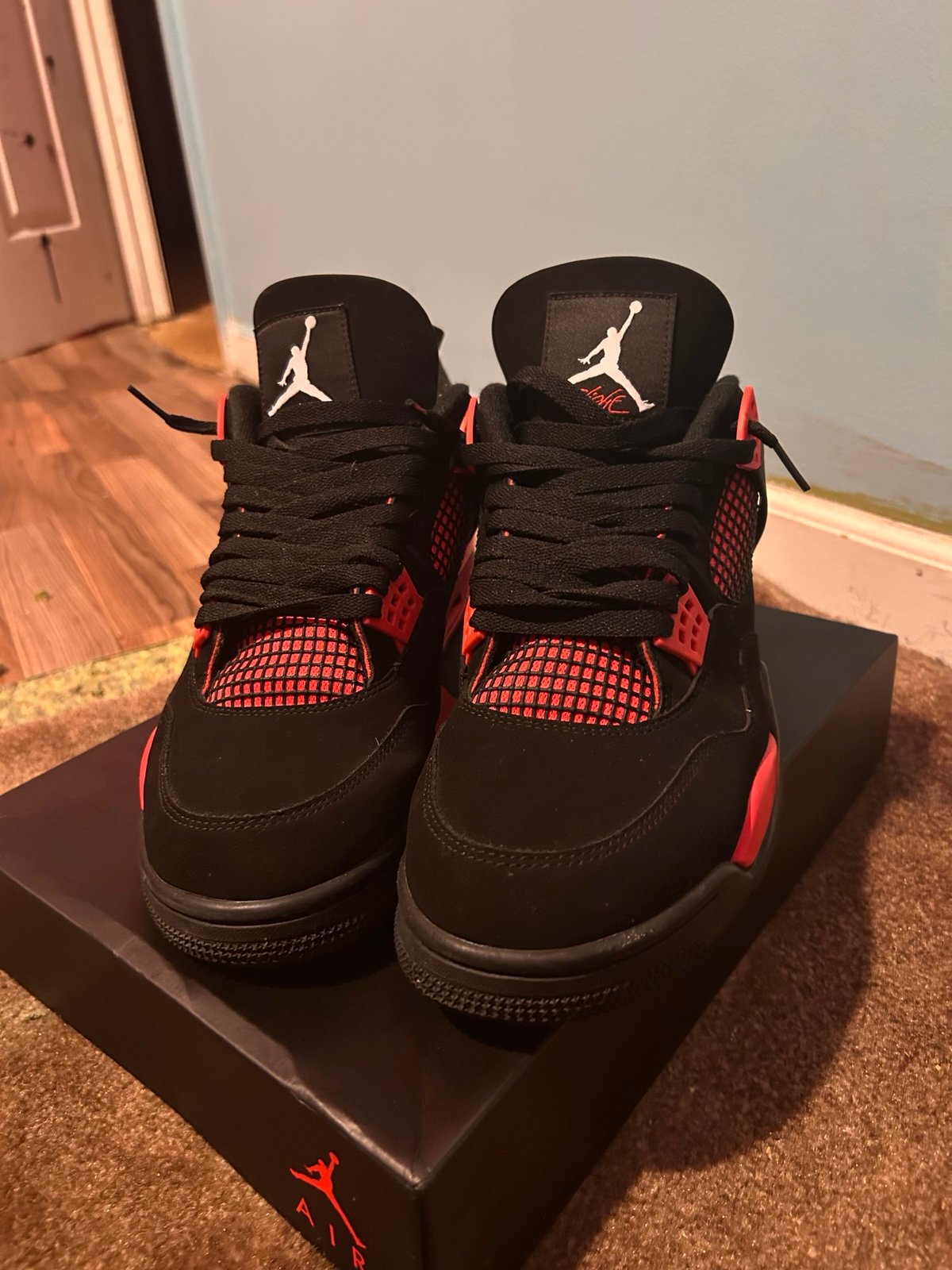 Jordan 4s red thunder
