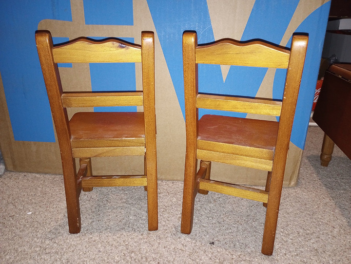Retired buy Pleasant Company American Girl Doll Molly Drop Leaf Wooden Table Chairs