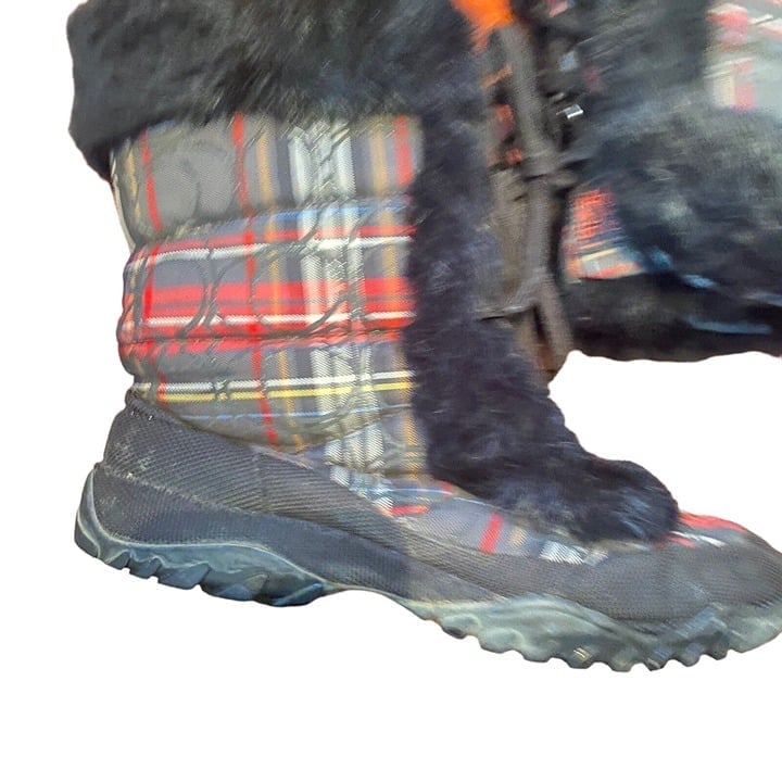 Coach Jennie Signature Rabbit Fur Black & Red Plaid Boots RARE! Size 7