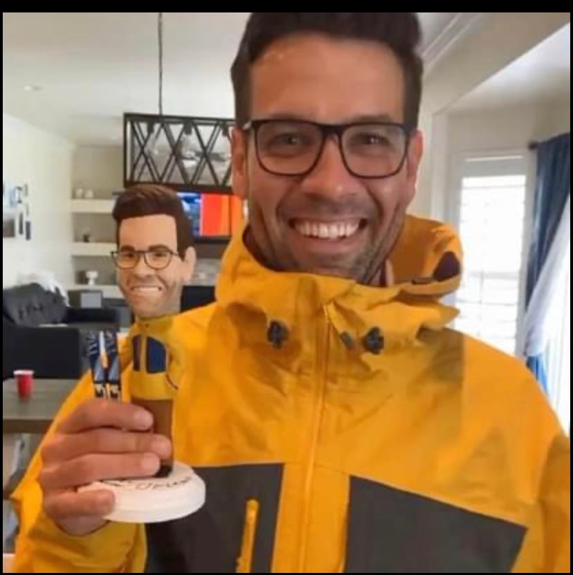 CUSTOM/PERSONALIZED BOBBLEHEADS!