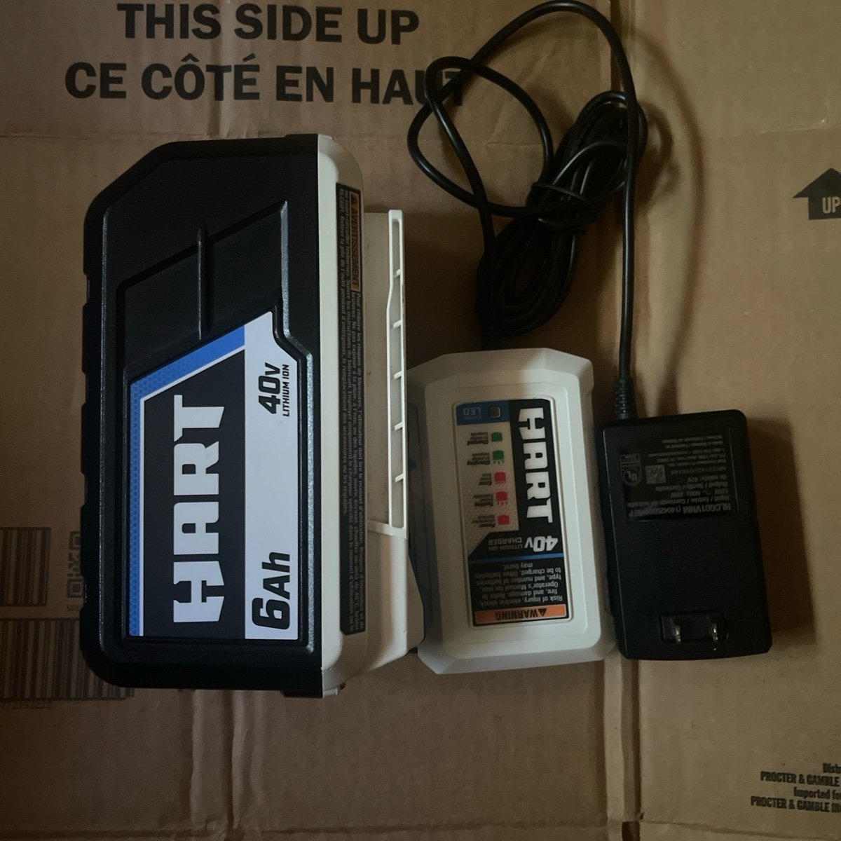 HART 40V Li-Ion 6Ah Battery Pack and charger