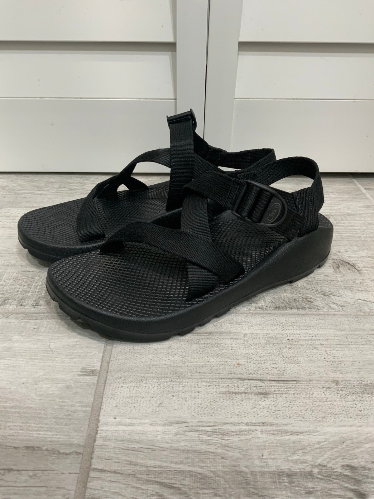Chaco Z1/Classic Men’s Black 11 D Adjustable Sport Trail Hiking Water Sandals