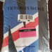 VS PINK LONDON DESTINATION SHERPA BLANKET & SOCKS