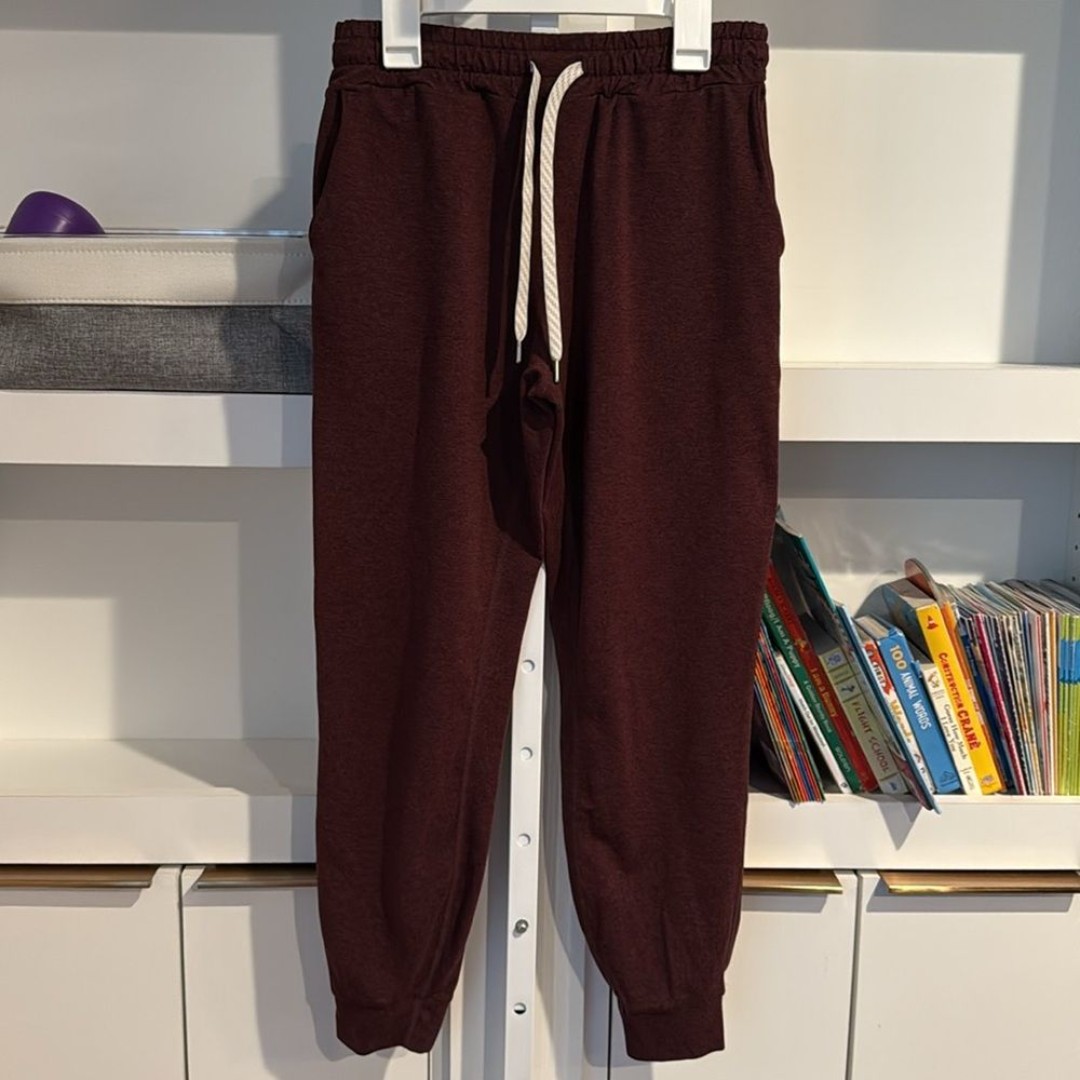Vuori Dreamknit Performance Jogger Sz XS Elederberry Heather