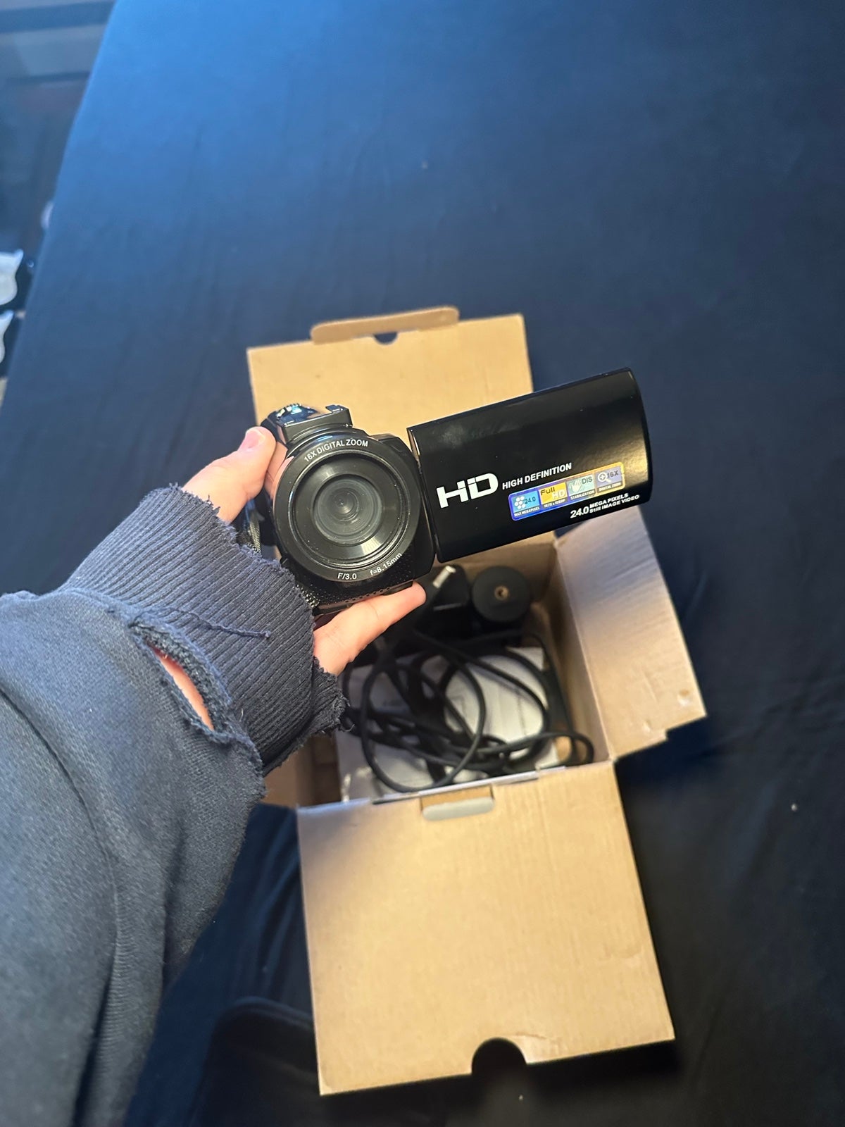 Video camera w/charging cord