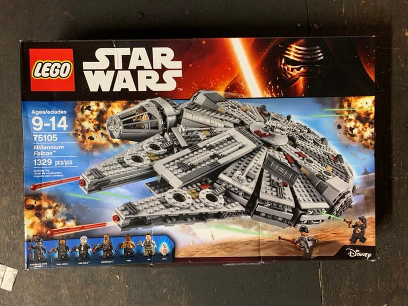 LEGO Star Wars: Millennium Falcon 75105 New Sealed
