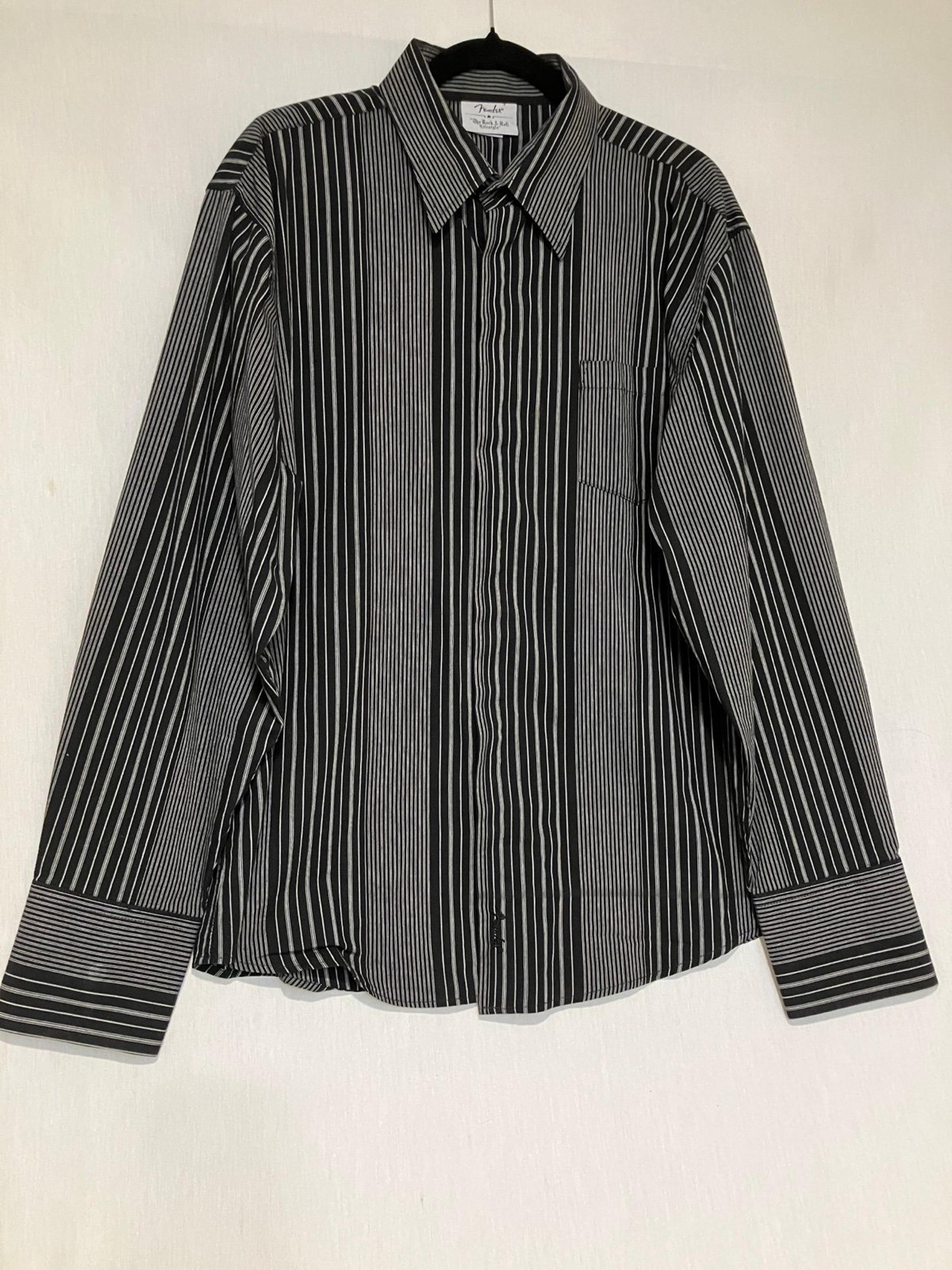 Fender Men’s Button Down Shirt Size XL Skull Music Guitar Rock Guitarist