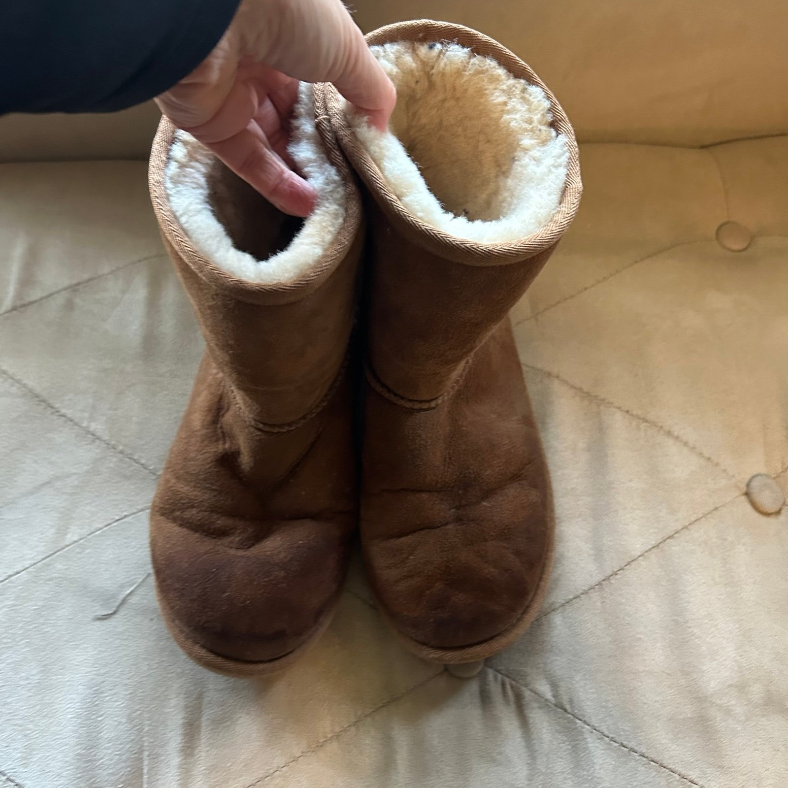 UGG Kids Youth Girls 4 1017703K Classic II Tan Brown Boots