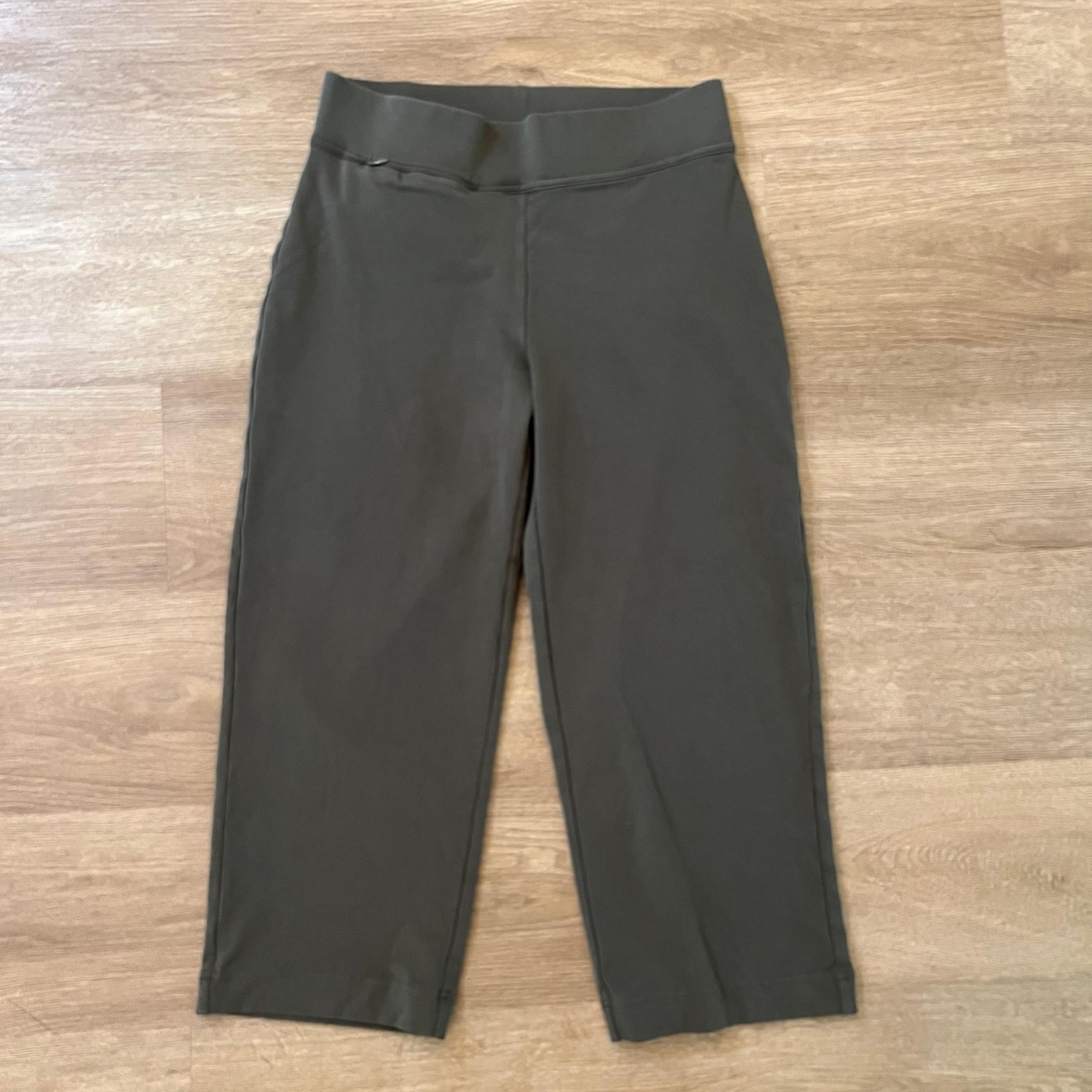 Lands End Forest Olive Green Stretch Wide Leg Capris Pants