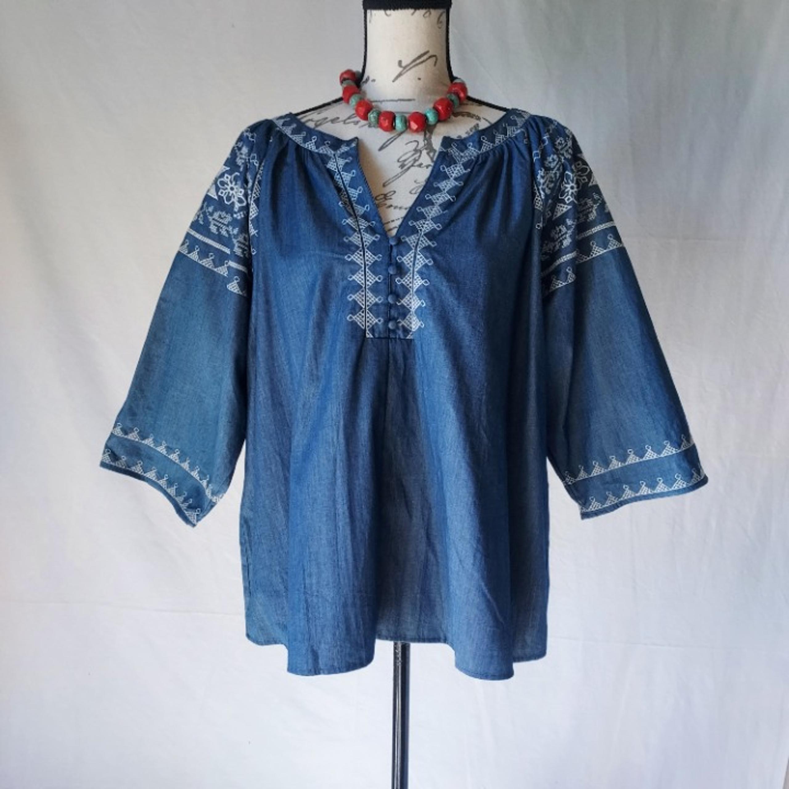 NWT Honey Punch Embroidered Chambray Boho Tunic Top 3/4 Sleeve Blue Women Sz.1X