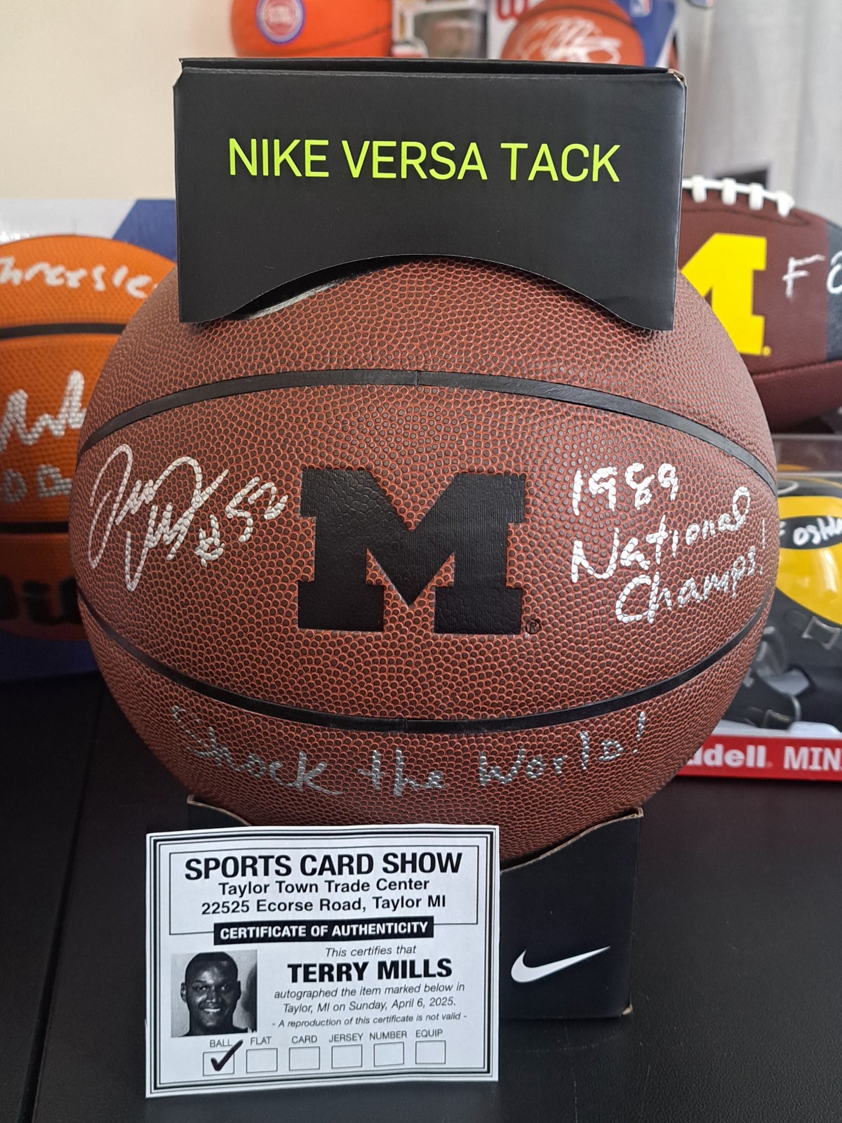 TERRY MILLS Autographed Signed/Inscribed U of M Michigan Nike Basketball COA jsa