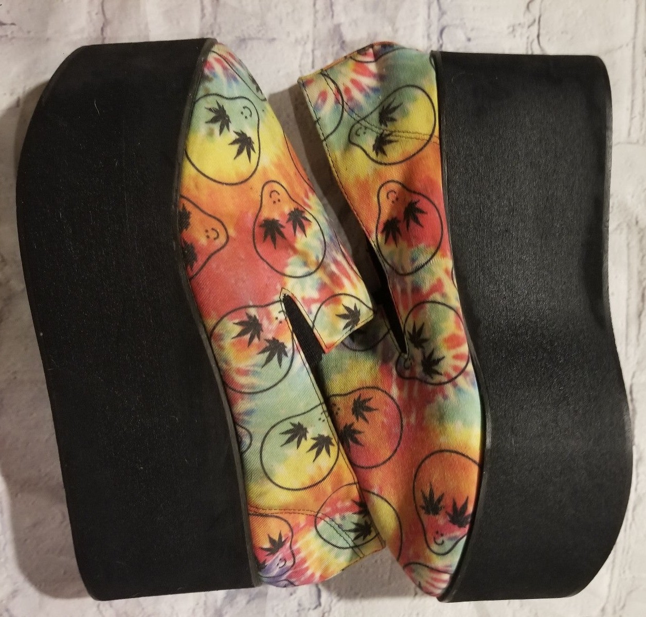 O'Mighty Rainbow Tye Dye Alien Weed Leaf Slide On Platform Shoes Size 10