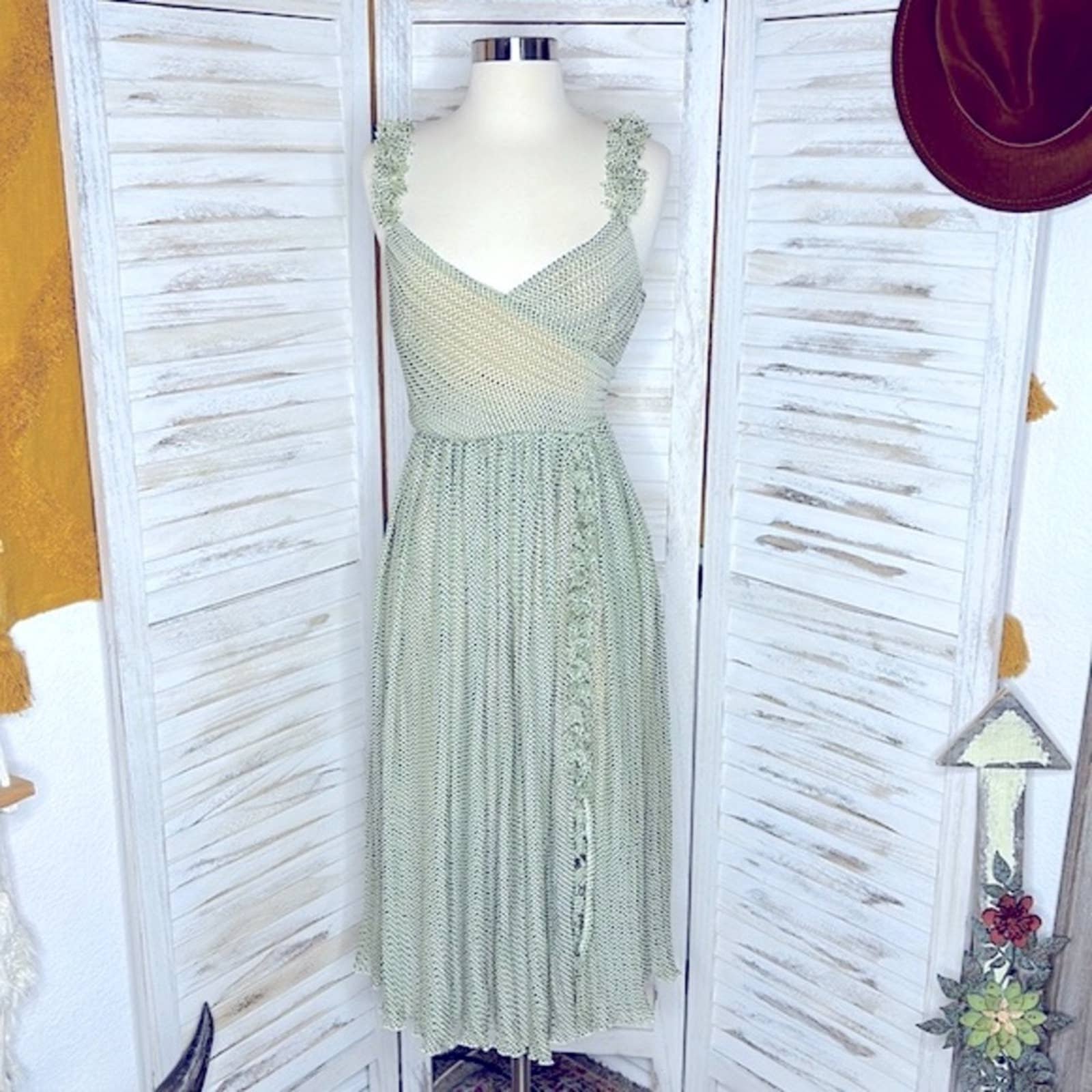 ANTHROPOLOGIE l FOXIEDOX Light Green Black Polka Dot A Line Dress Small