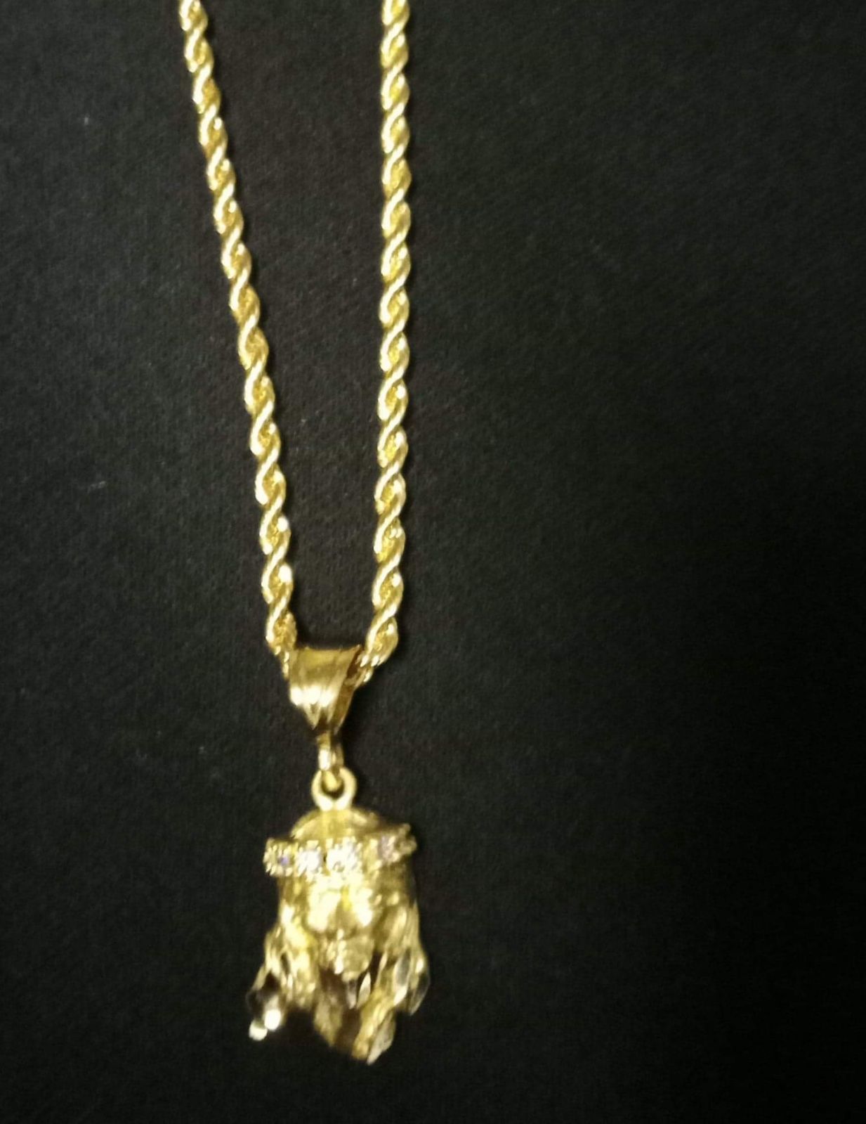 2 ROPE WITH PENDENT