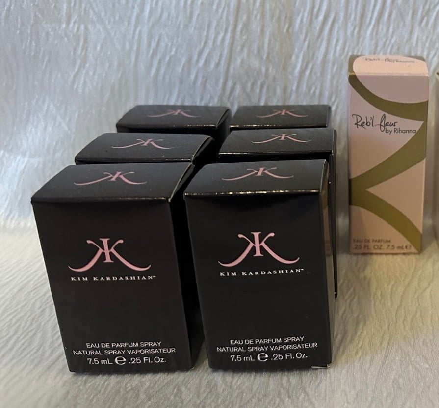 Lot (11 units) perfume fragrances for women small 1.7 ounces