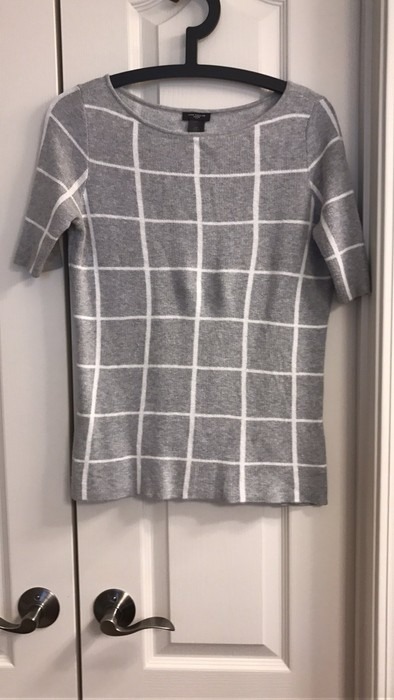 Size M P Ann Taylor grey cotton/rayon blouse