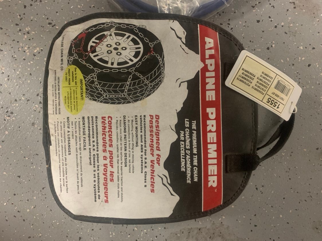 Les Schwab tire chains - un-opened
