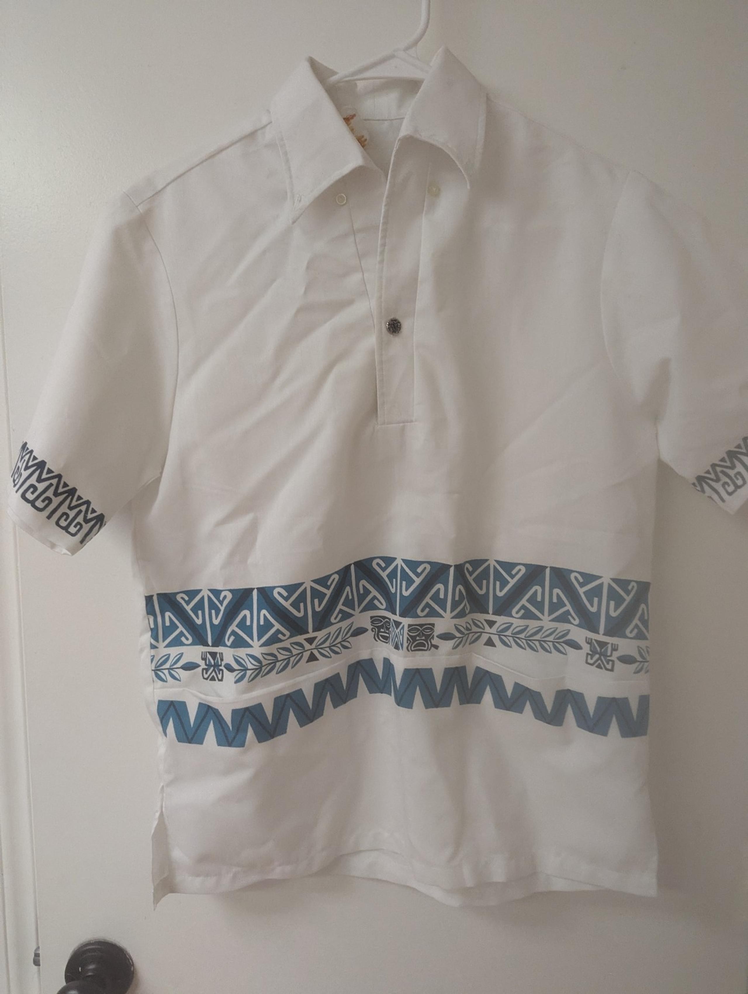 Men's White and Blue Patterned Casual Shirt