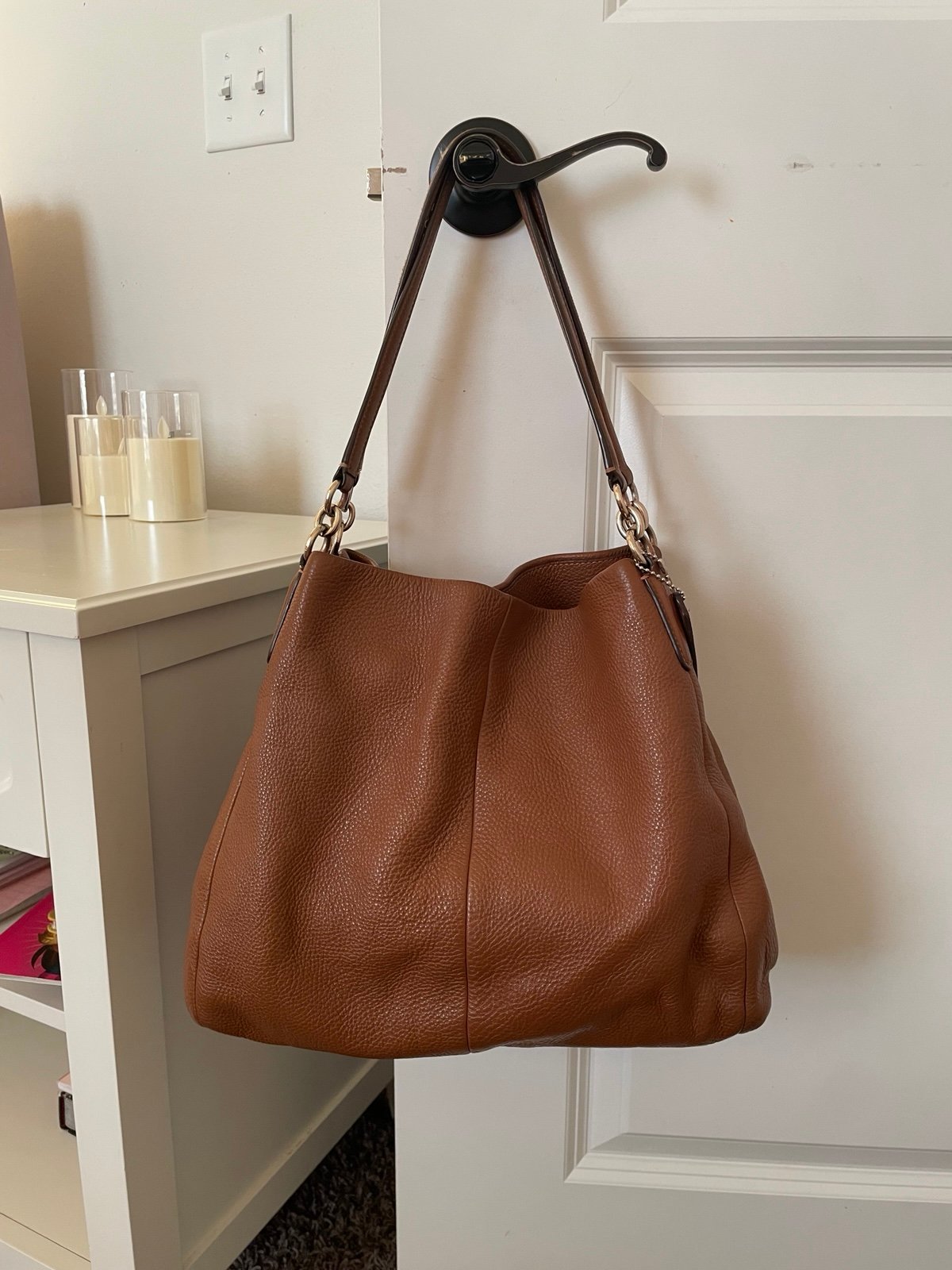 Coach leather slouchy shoulder bag brown