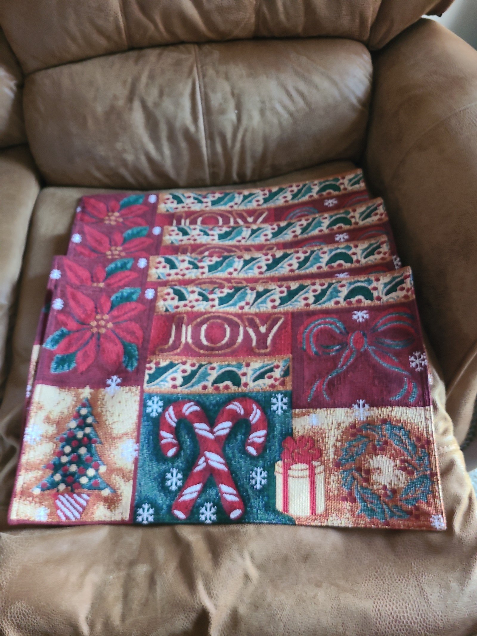 Christmas placemats and cloth napkins